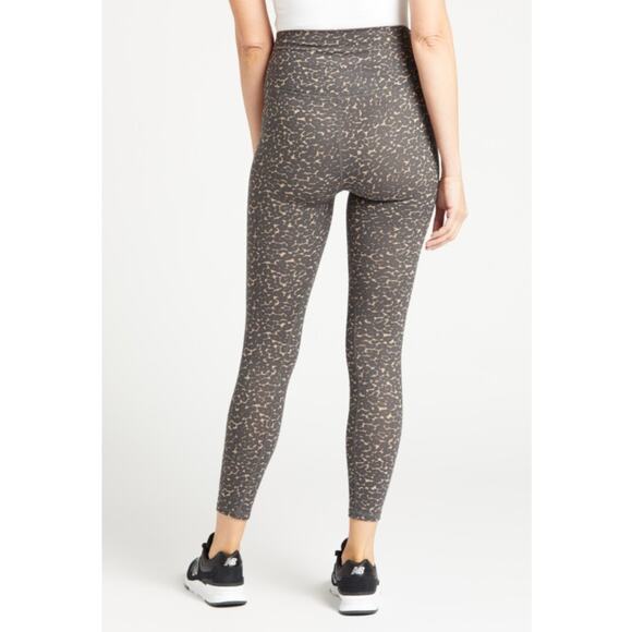New Varley Let's Move High Rise Leggings Cluster Leopard Print Medium M Workout - Picture 13 of 13